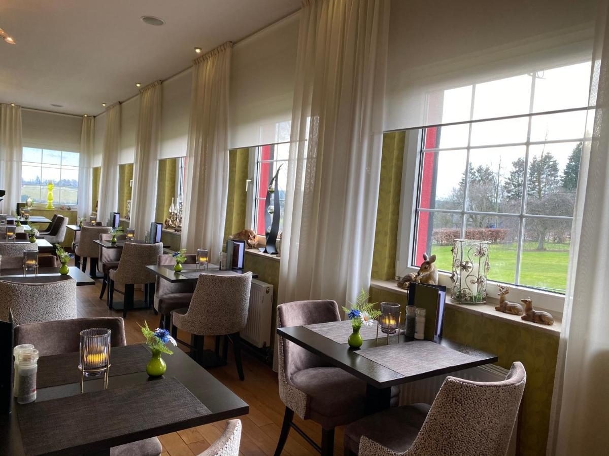 Boutique Hotel Restaurant Hollerather Hof Hellenthal Exterior foto