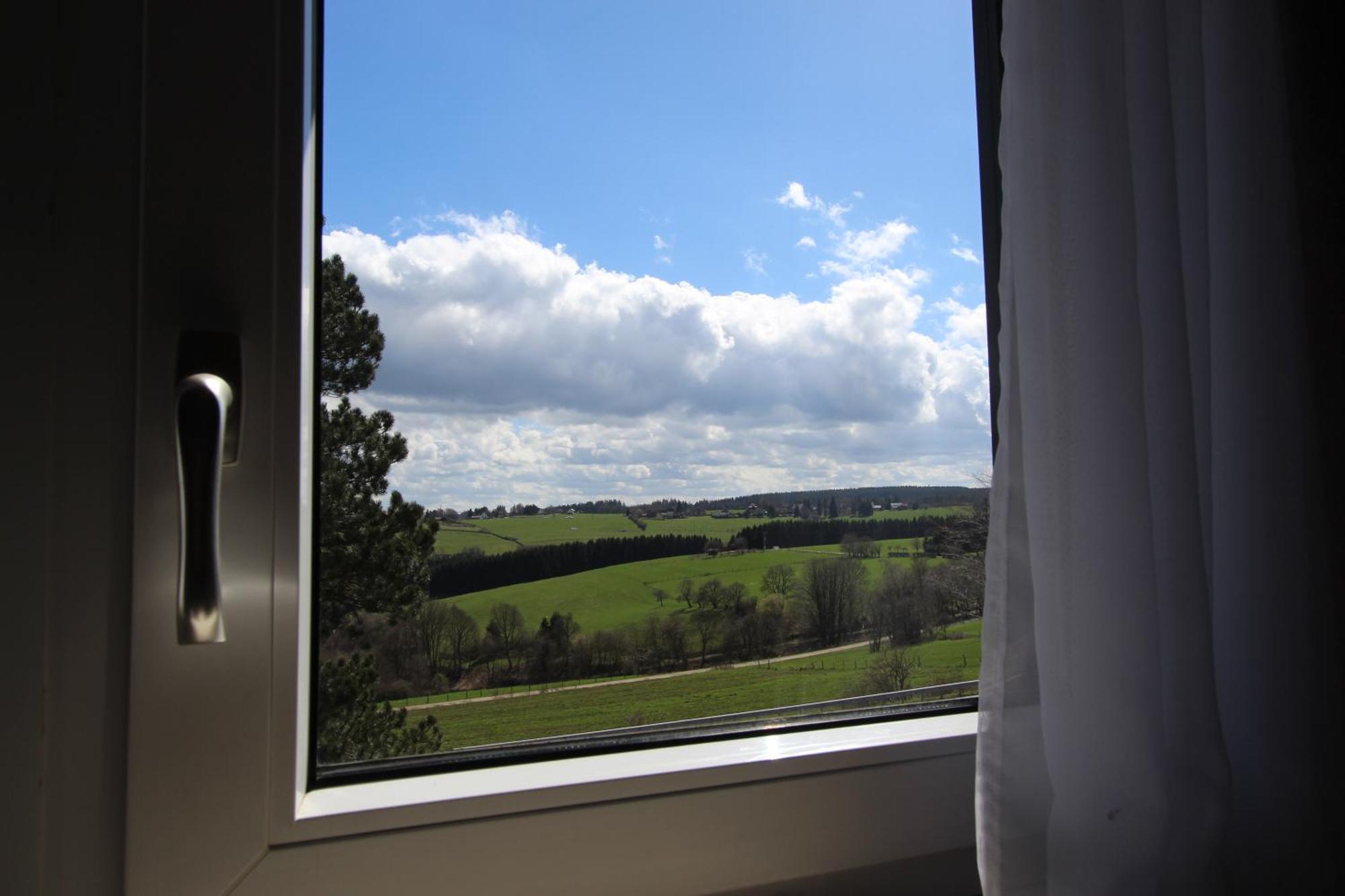 Boutique Hotel Restaurant Hollerather Hof Hellenthal Quarto foto
